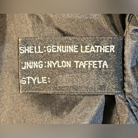 Vintage Retro 70s Wilsons Black Cropped Leather Tuxedo Style Jacket~S~ - Picture 9 of 9